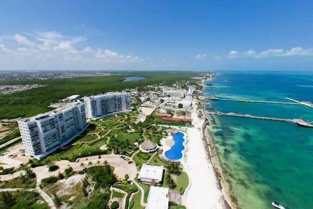 Hermoso Condo De 2 Habitaciones Frente Al Caribe Cancún 0*,  México