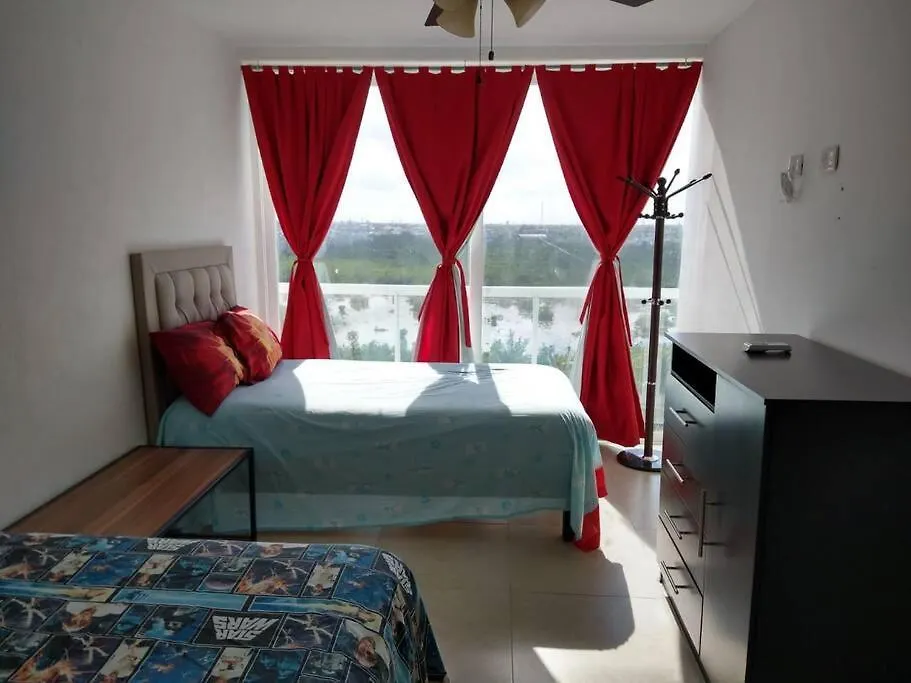 Hermoso Condo De 2 Habitaciones Frente Al Caribe Cancún